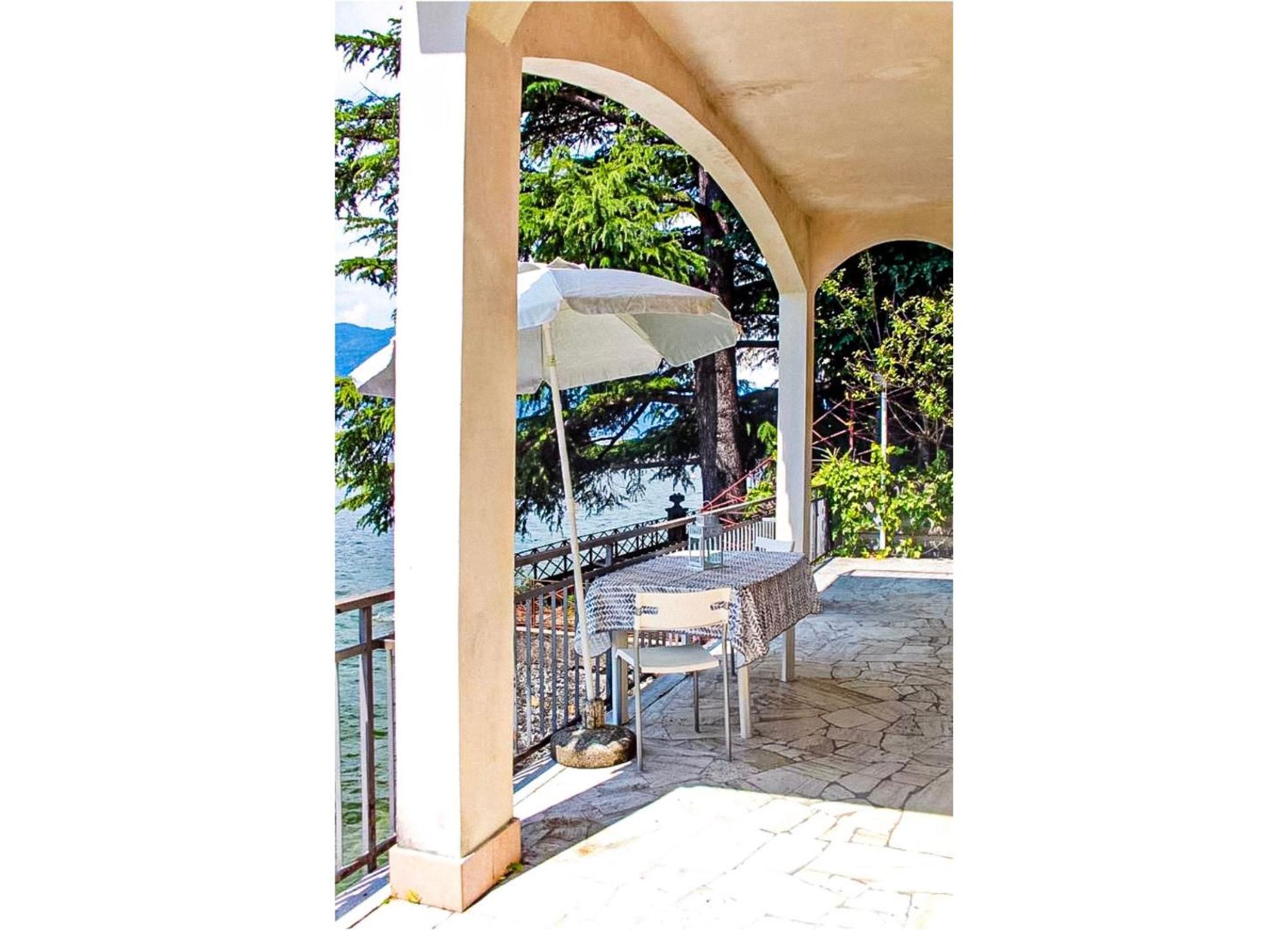 Casa Spiaggia Brezzo Exterior foto
